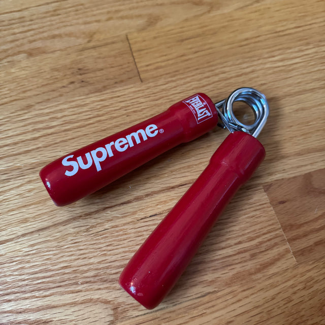 Pre-Owned – Supreme x Everlast Hand Grip